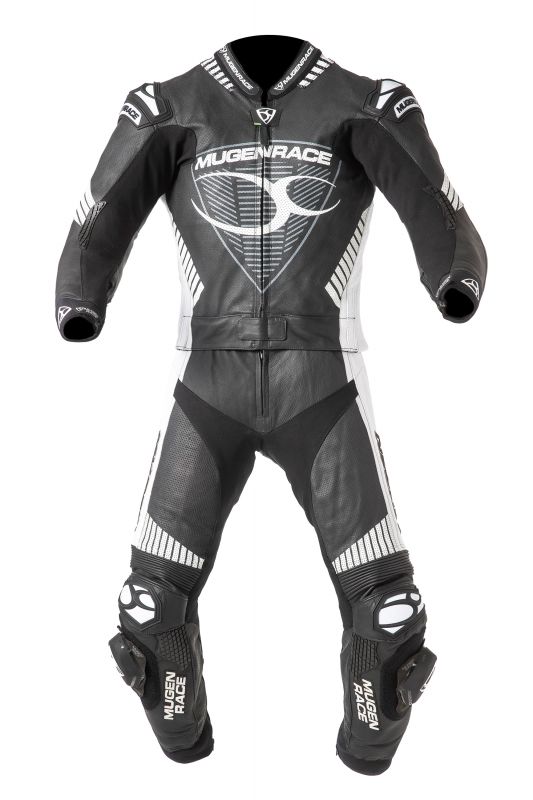 LEATHER SUIT IMPEGNATO