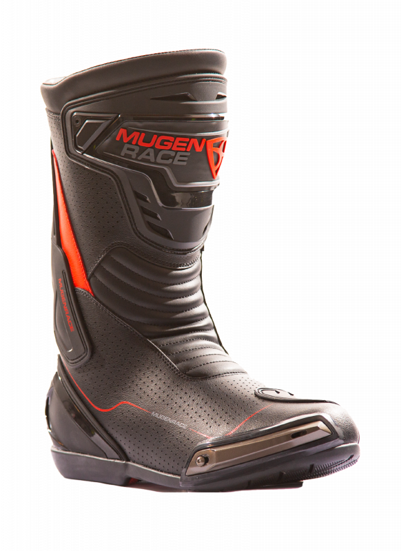 BOOTS SPORTY